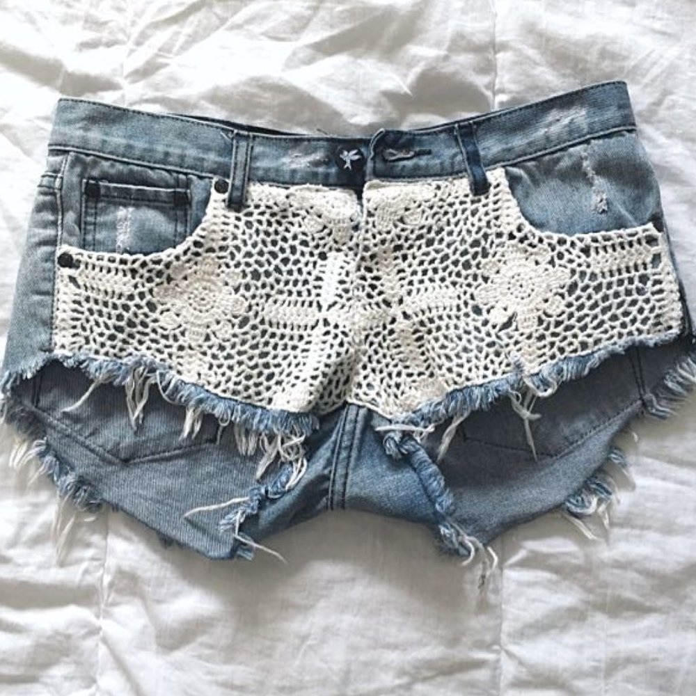 One Teaspoon Crochet Bonitas size 0/24